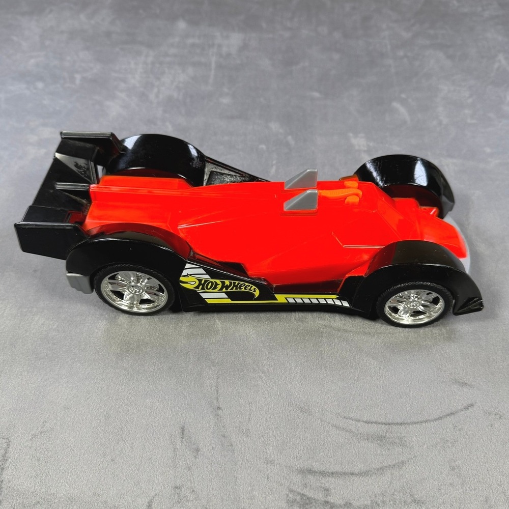 Hot Wheels Race Car Toys 10" Red Black‎ Flame Graphics Racing